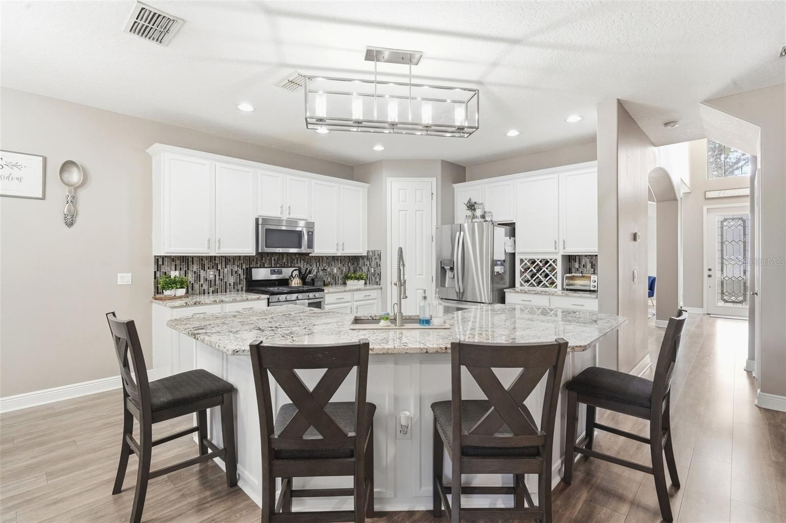 RIVIERA BELLA UNIT 01 - Residential Lease