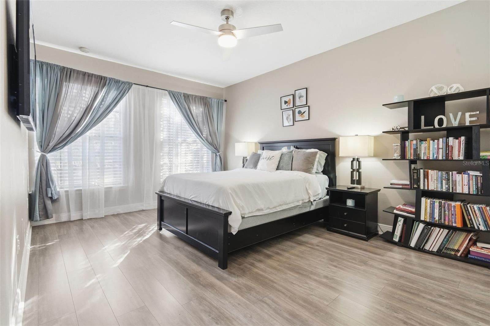 RIVIERA BELLA UNIT 01 - Residential Lease