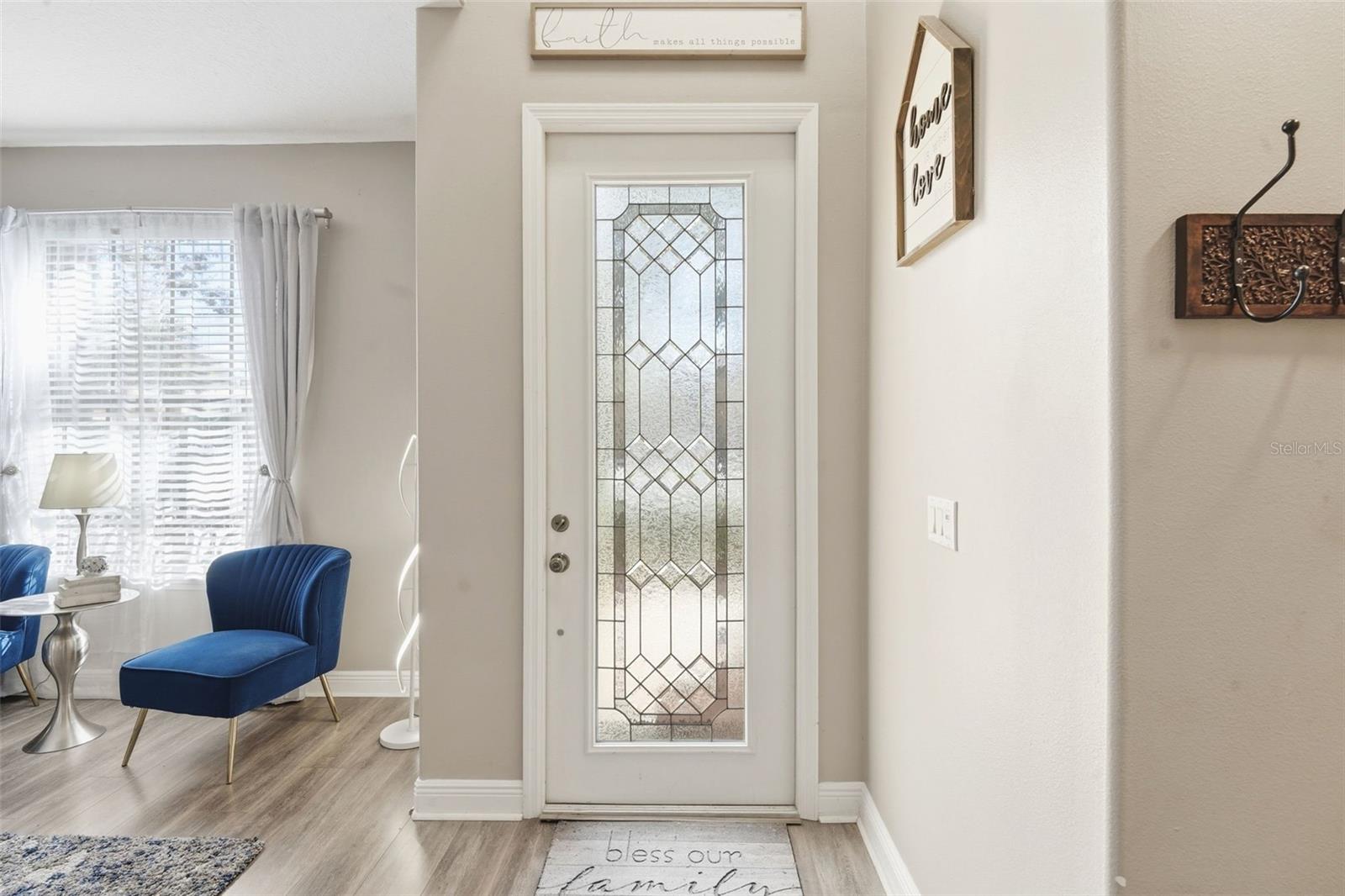 RIVIERA BELLA UNIT 01 - Residential Lease