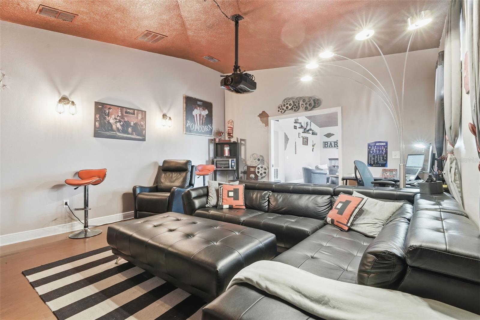 RIVIERA BELLA UNIT 01 - Residential Lease