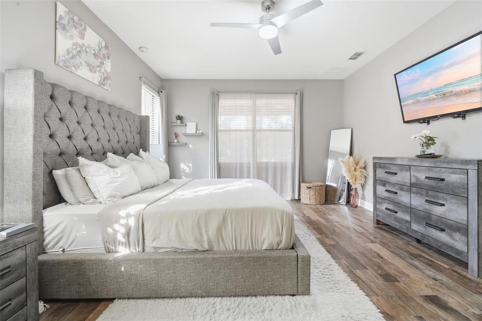 RIVIERA BELLA UNIT 01 - Residential Lease