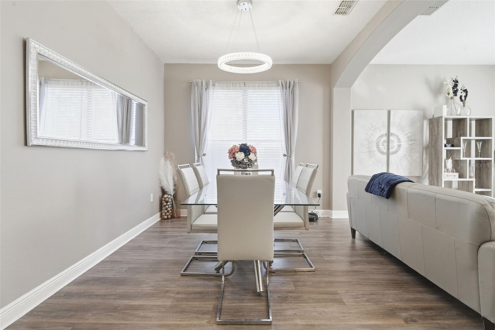 RIVIERA BELLA UNIT 01 - Residential Lease