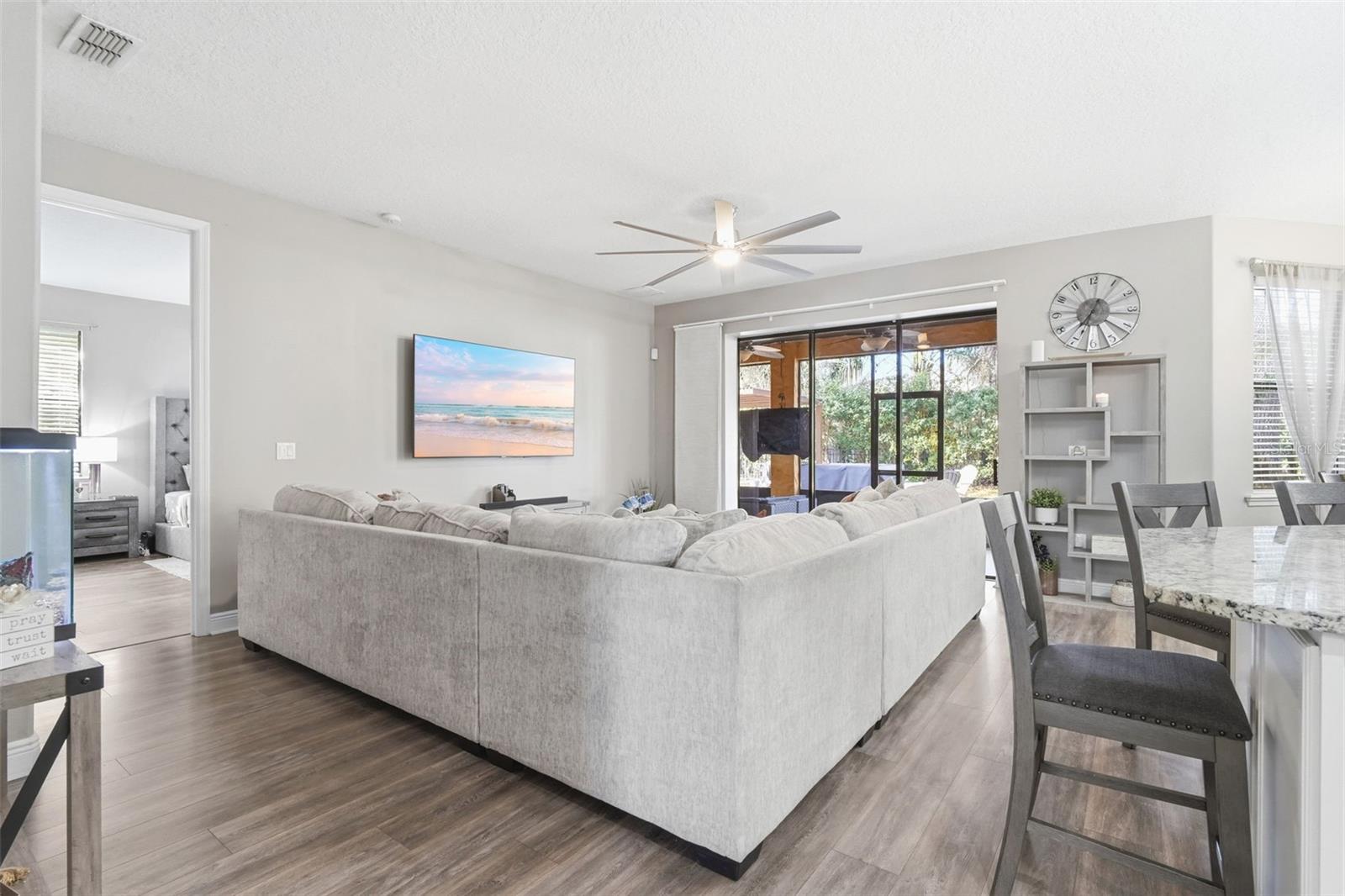 RIVIERA BELLA UNIT 01 - Residential Lease