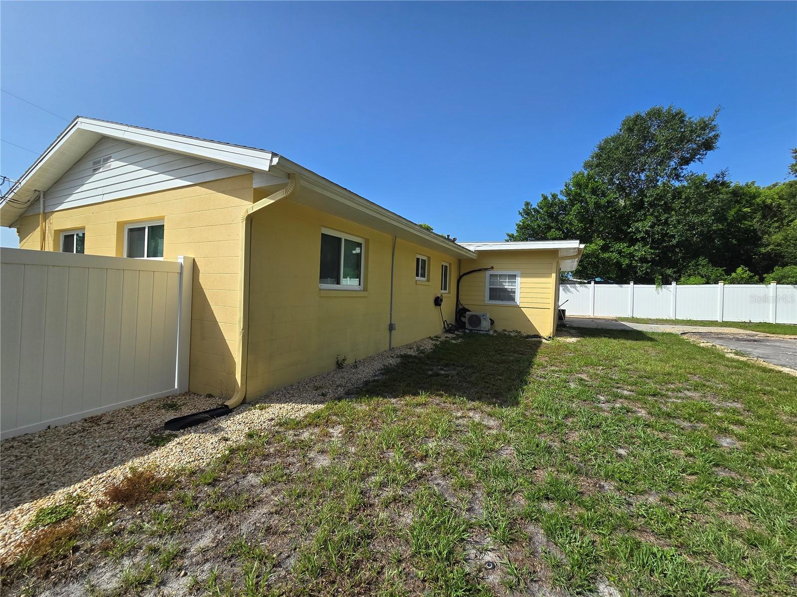 LAKE MARIE ESTATES REP - Residential