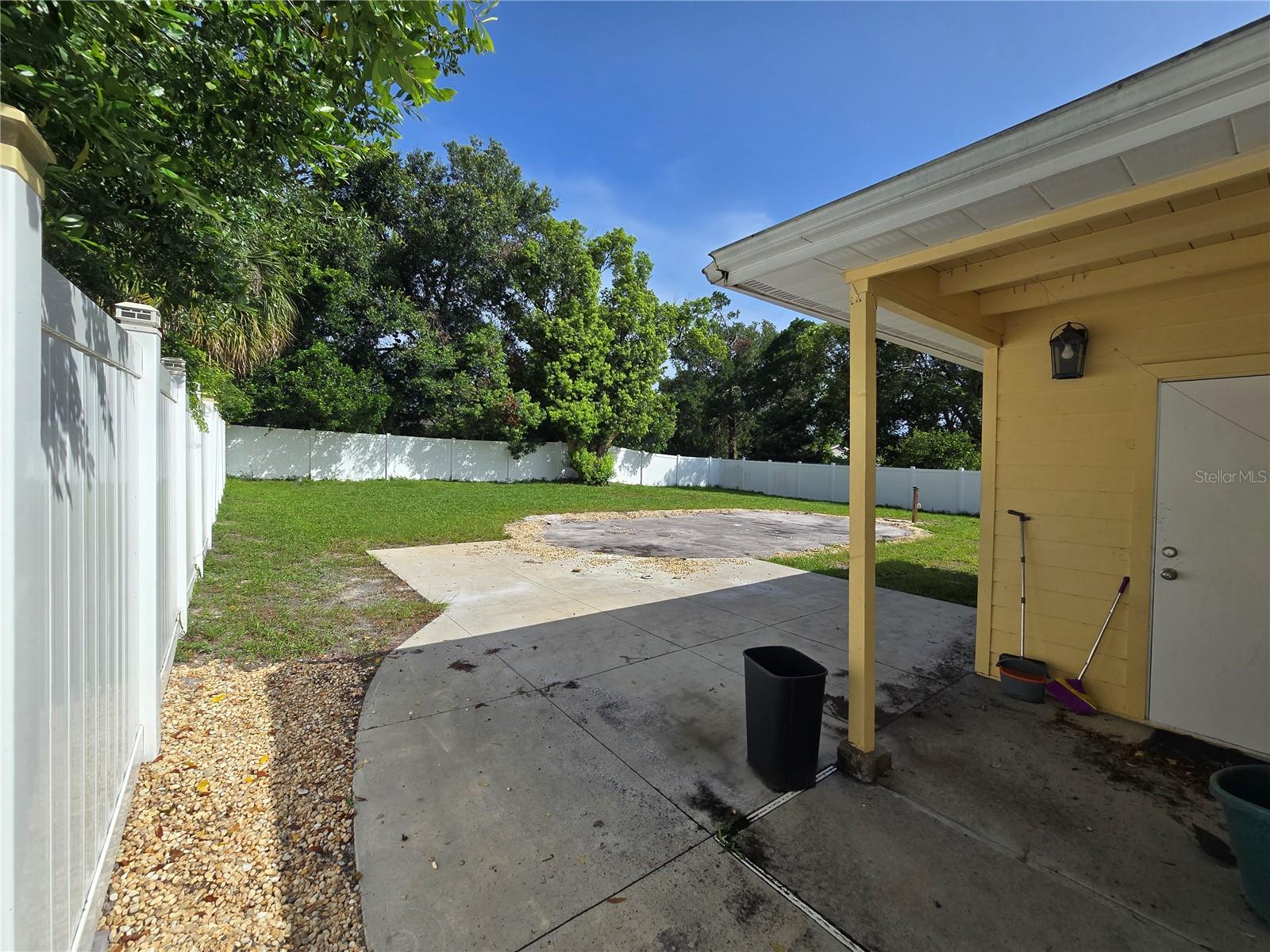 LAKE MARIE ESTATES REP - Residential