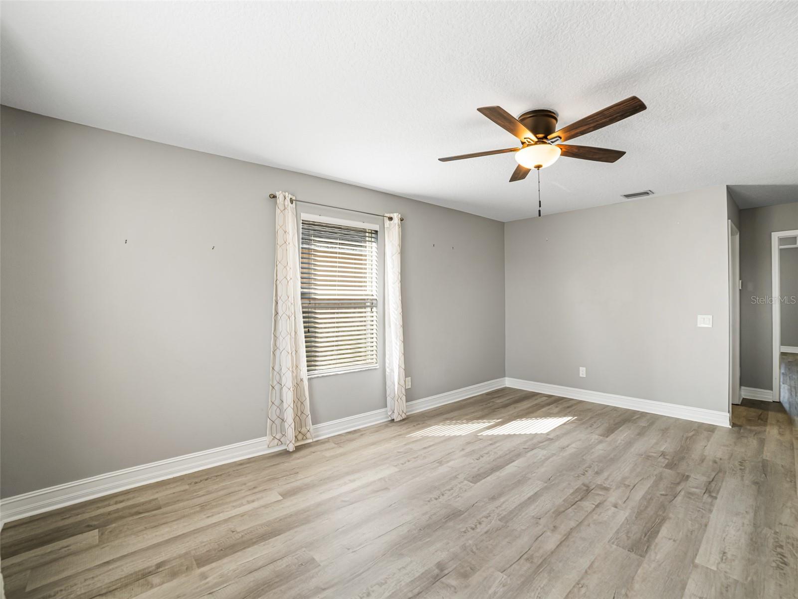 CYPRESS CREEK PH 1 - Residential Lease