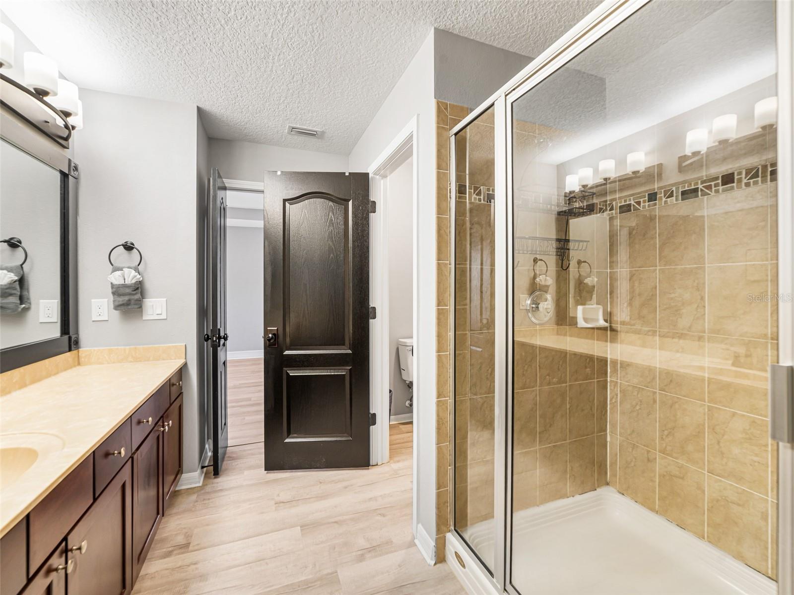 CYPRESS CREEK PH 1 - Residential Lease