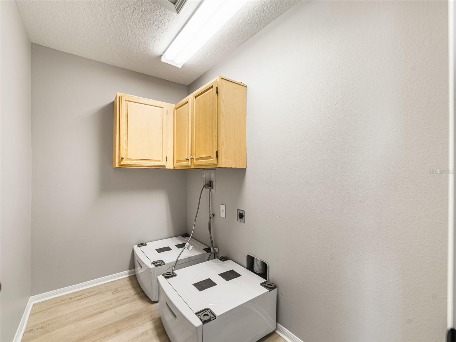 CYPRESS CREEK PH 1 - Residential Lease