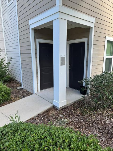Tiny photo for 2420 Ann Rou Road #201, Tavares, FL 32778 (MLS # O6409851)