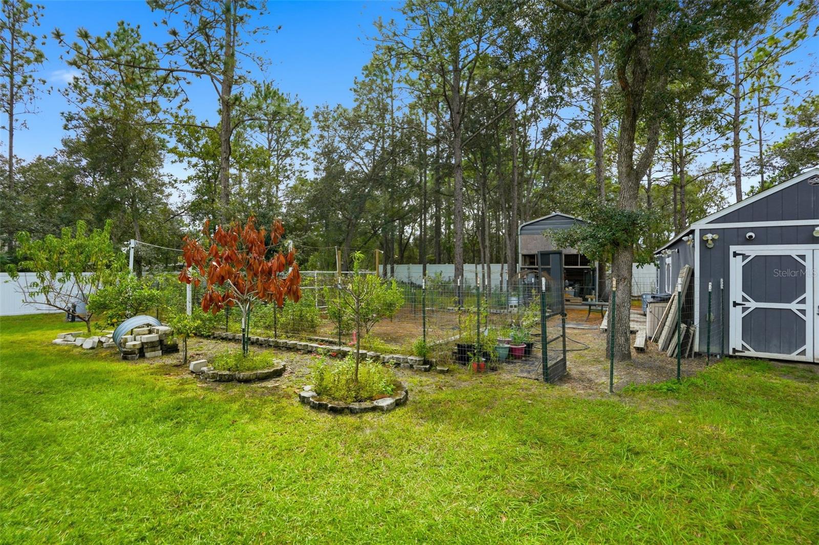 ROYAL HIGHLANDS - Residential