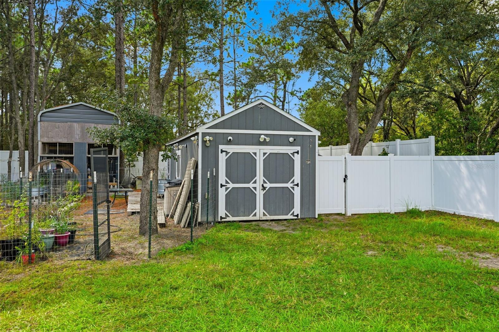 ROYAL HIGHLANDS - Residential