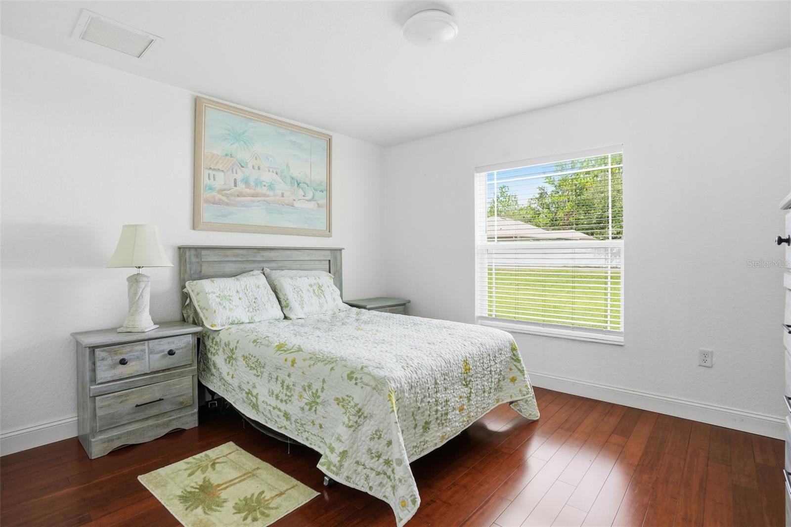 ROYAL HIGHLANDS - Residential