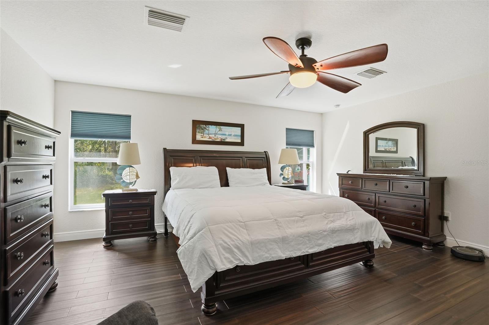 ROYAL HIGHLANDS - Residential