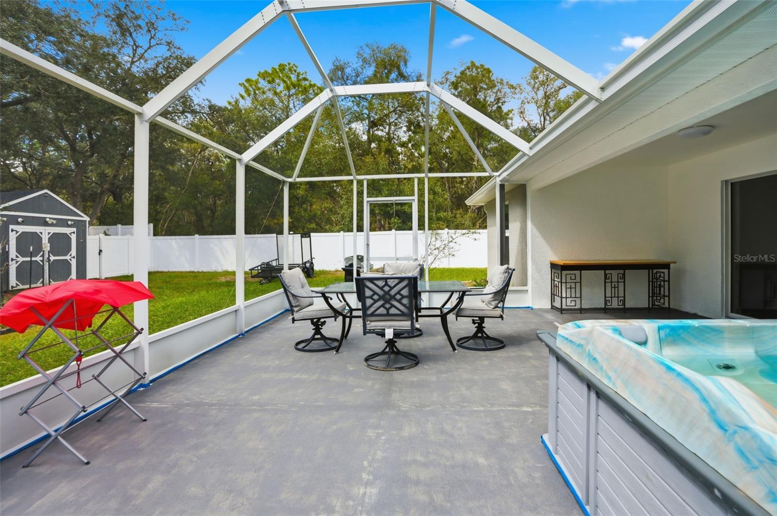 ROYAL HIGHLANDS - Residential