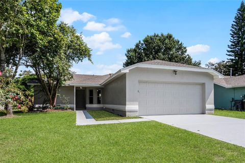 A home in WINTER HAVEN