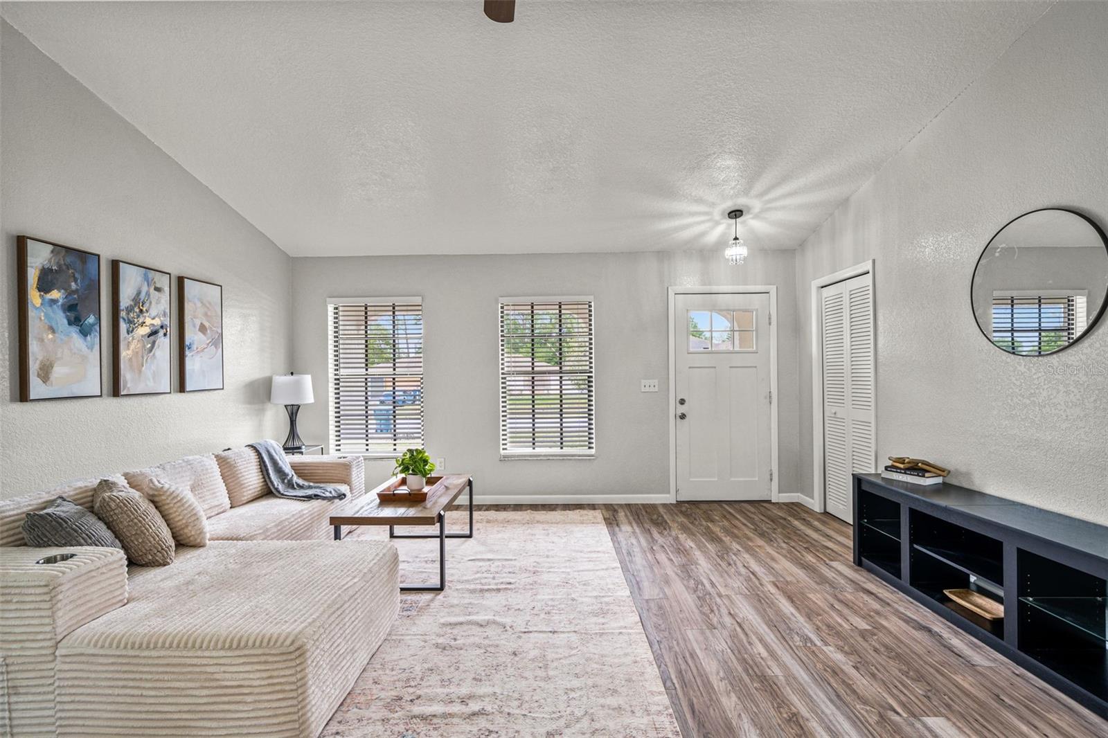 SPRING HILL - Residential