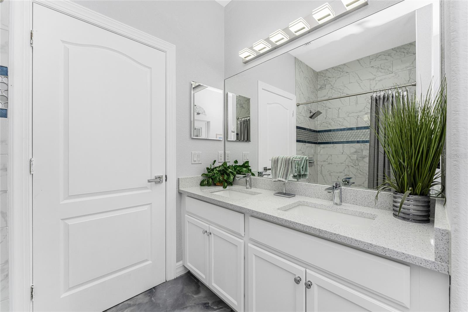 PORT CHARLOTTE SEC 94 01 - Residential