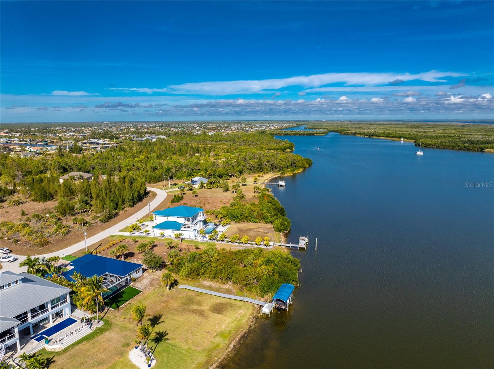 PORT CHARLOTTE SEC 94 01 - Residential