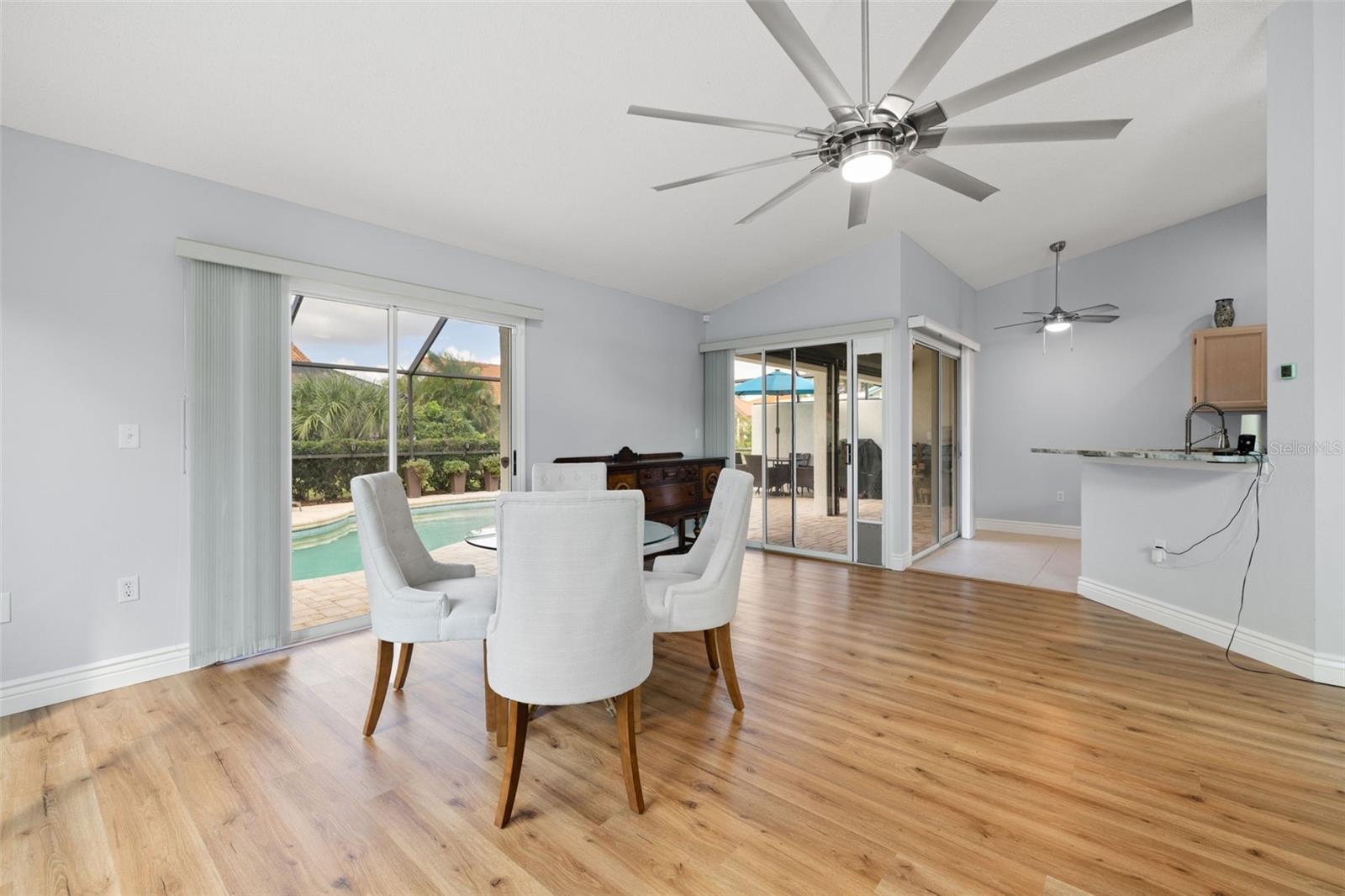 PERIDIA UNIT FOUR - Residential