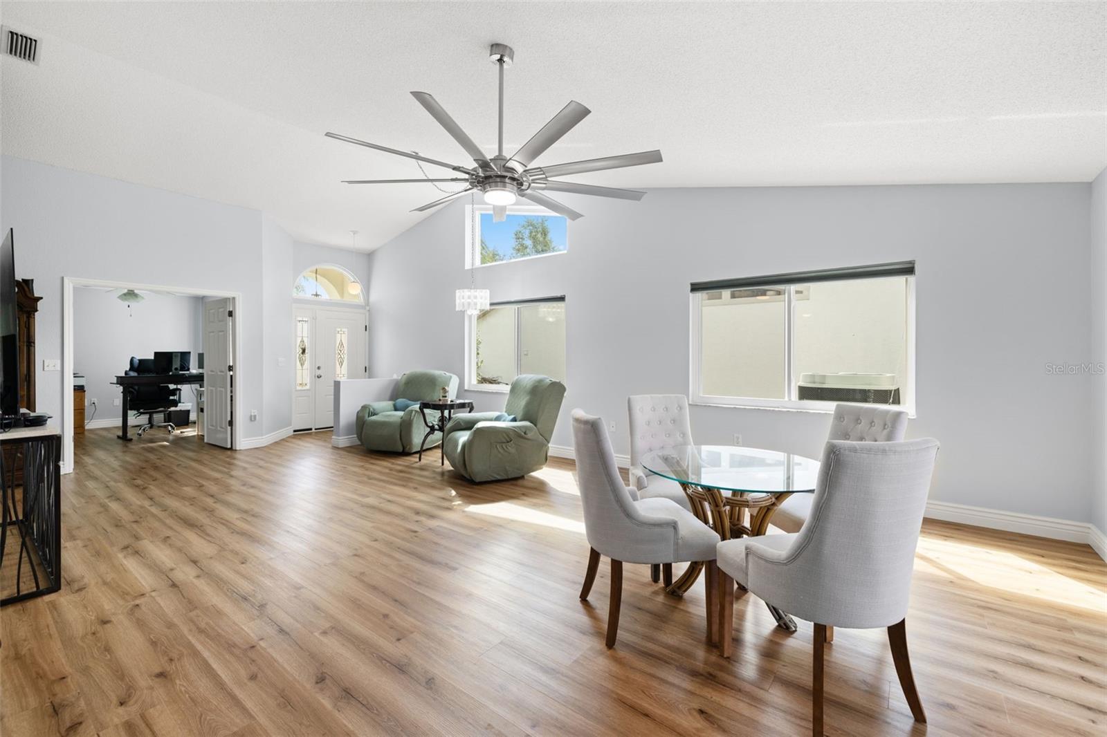 PERIDIA UNIT FOUR - Residential