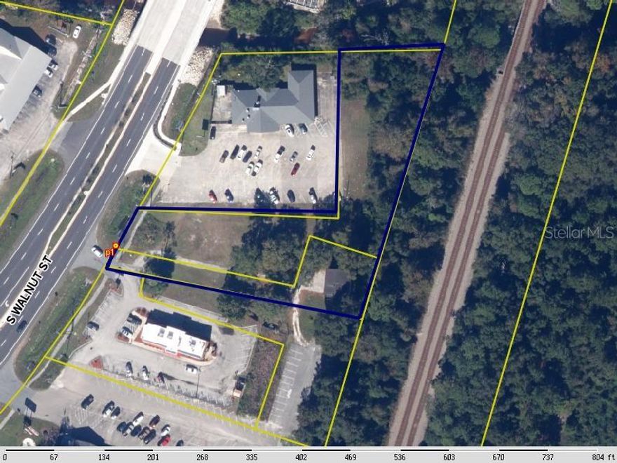 This commercial parcel in the heart of Starke comes with an additional parcel. 04437-0-00201. 2nd parcel has and old home in the very back of property. Combined, property offers approximately 90 FF on Hwy 301.Parcel is zoned B3