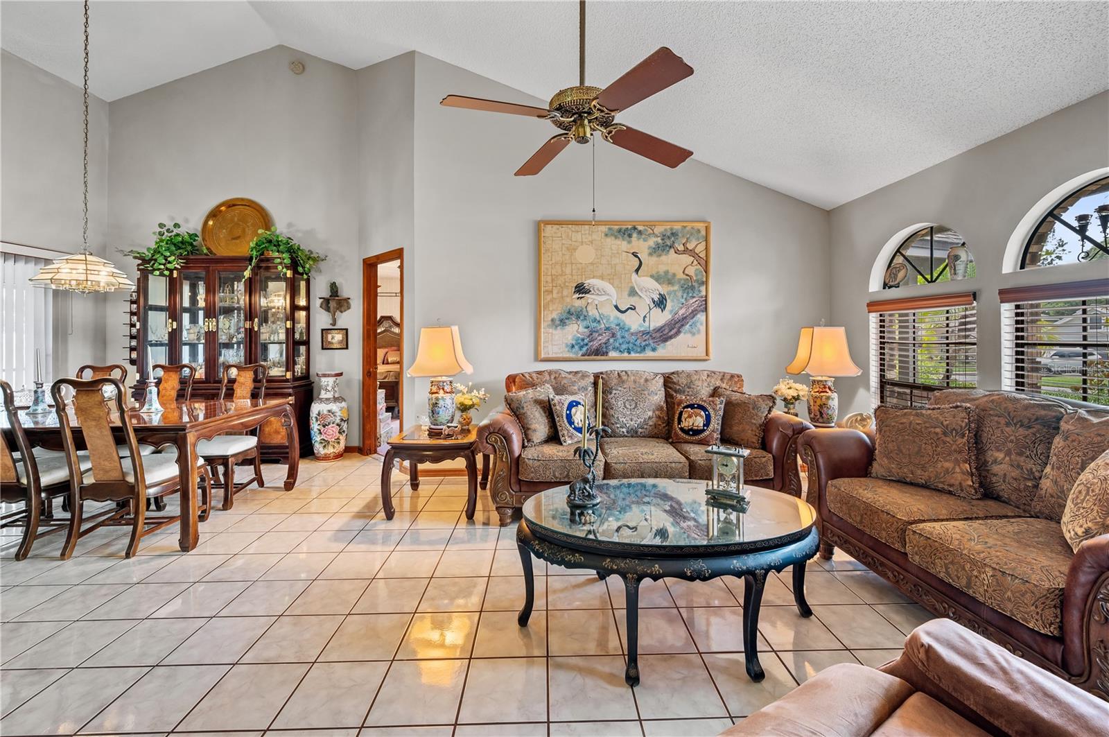 2209 FAIRGLENN WAY