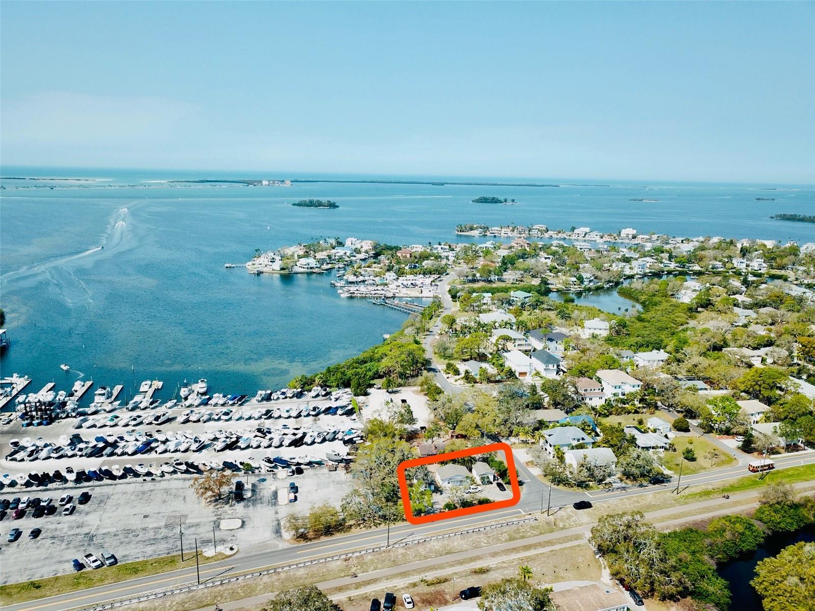 15 SHORE DRIVE