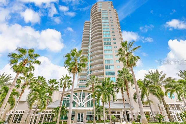 OVATION CONDO - Residential