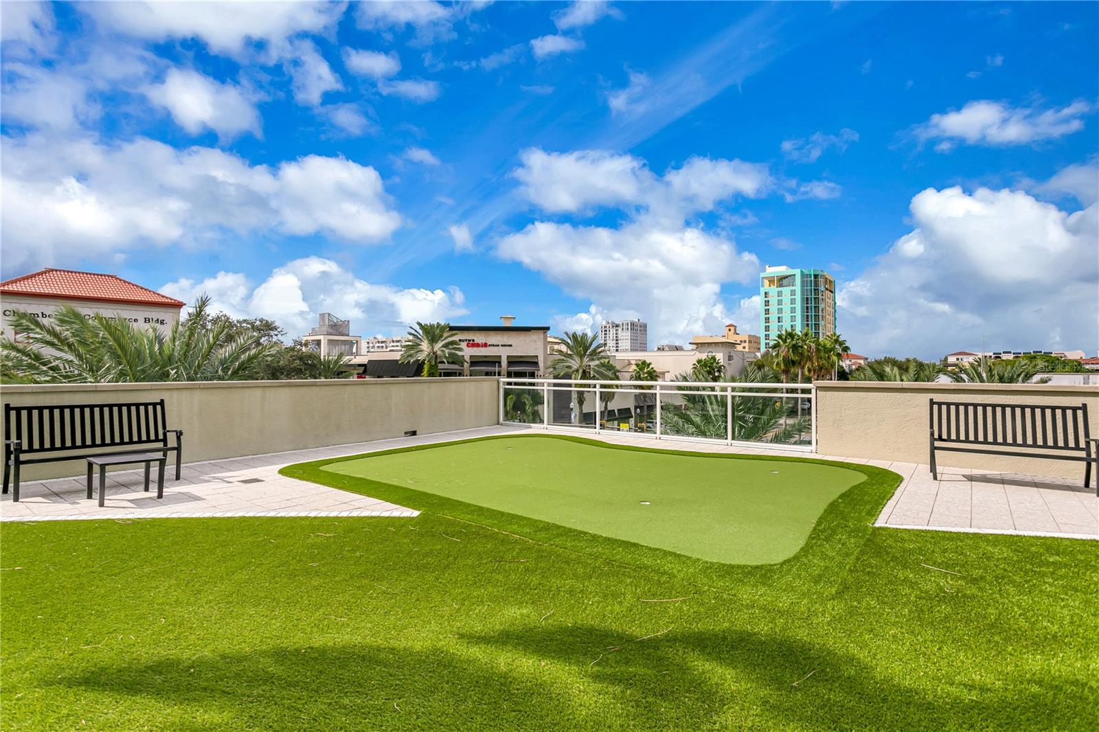 OVATION CONDO - Residential