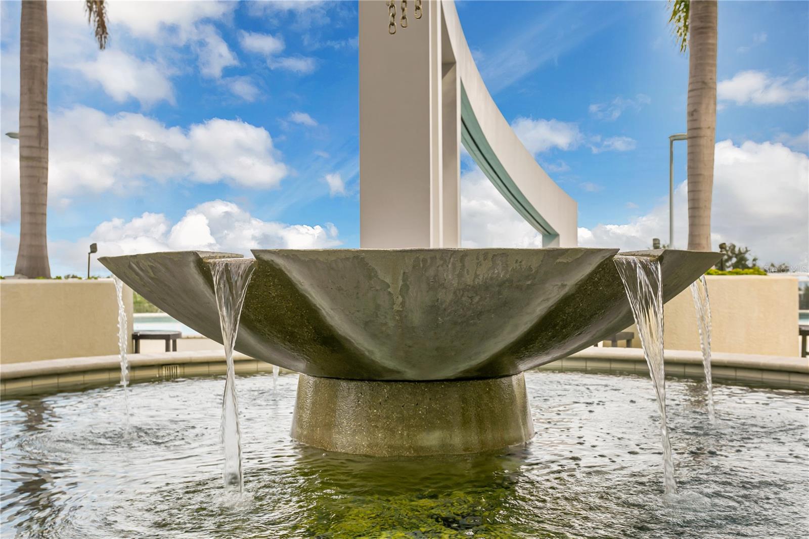 OVATION CONDO - Residential