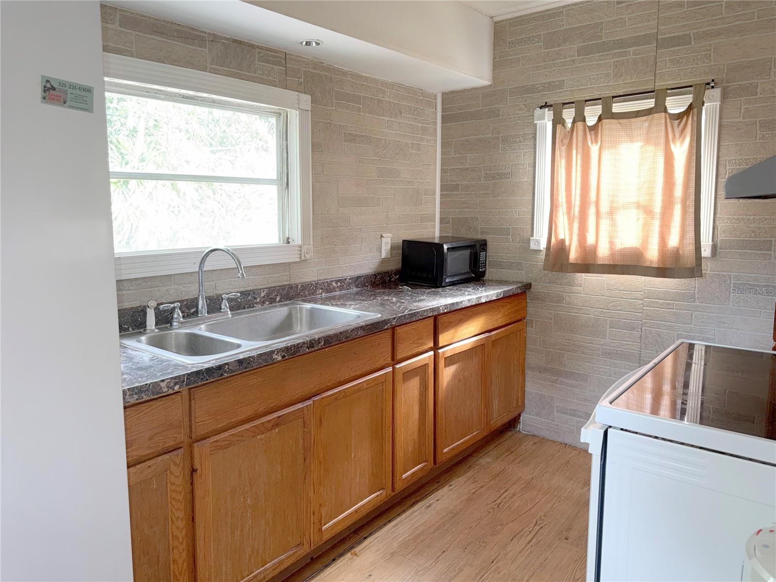 CHRISTMAS PARK FIRST ADD - Residential