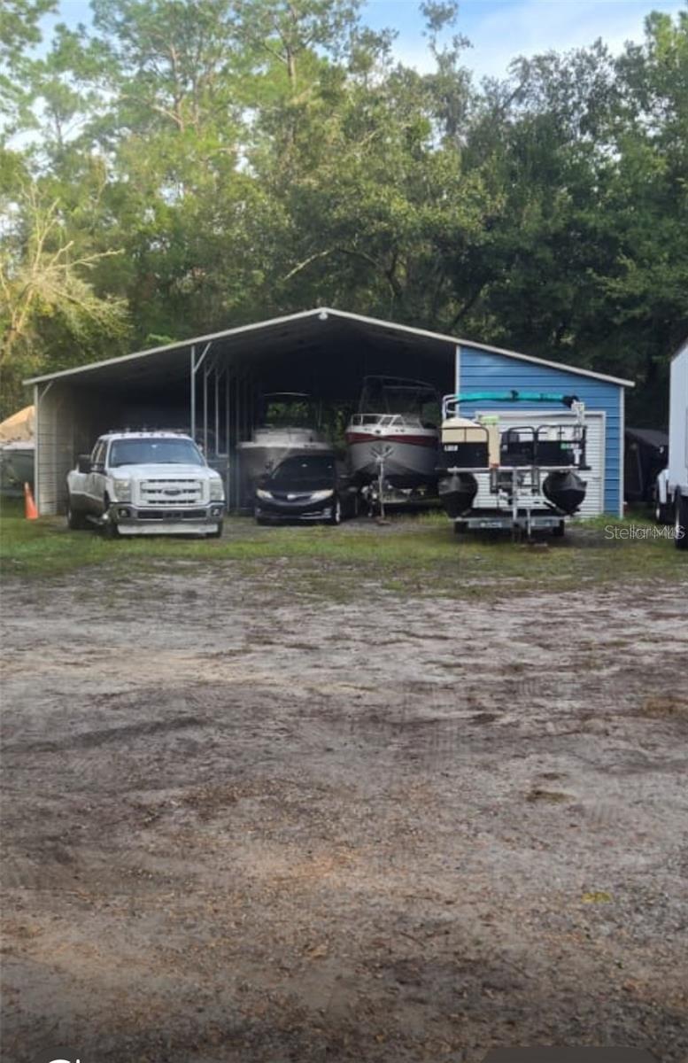 CHRISTMAS PARK FIRST ADD - Residential