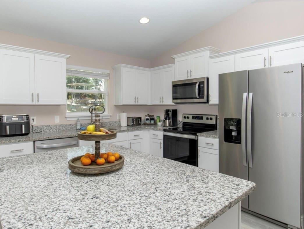 SILVER SPRINGS SHORES - Residential