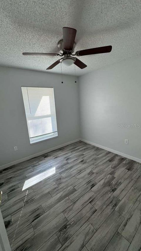 Tiny photo for 545 Oak Drive, Tavares, FL 32778 (MLS # O6353731)