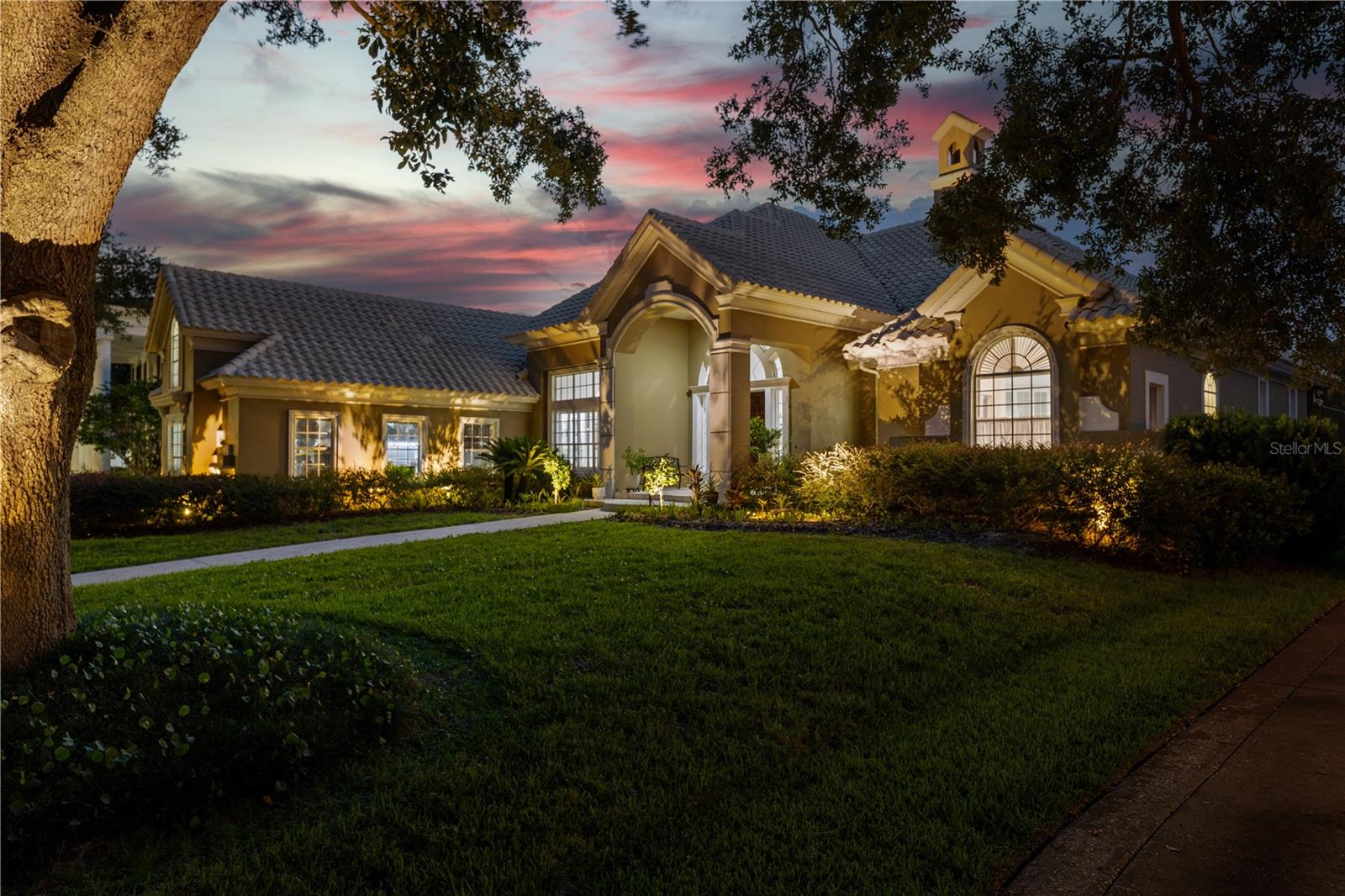 WATERS EDGE BOCA POINTE AT TURTLE CREEK - Residential
