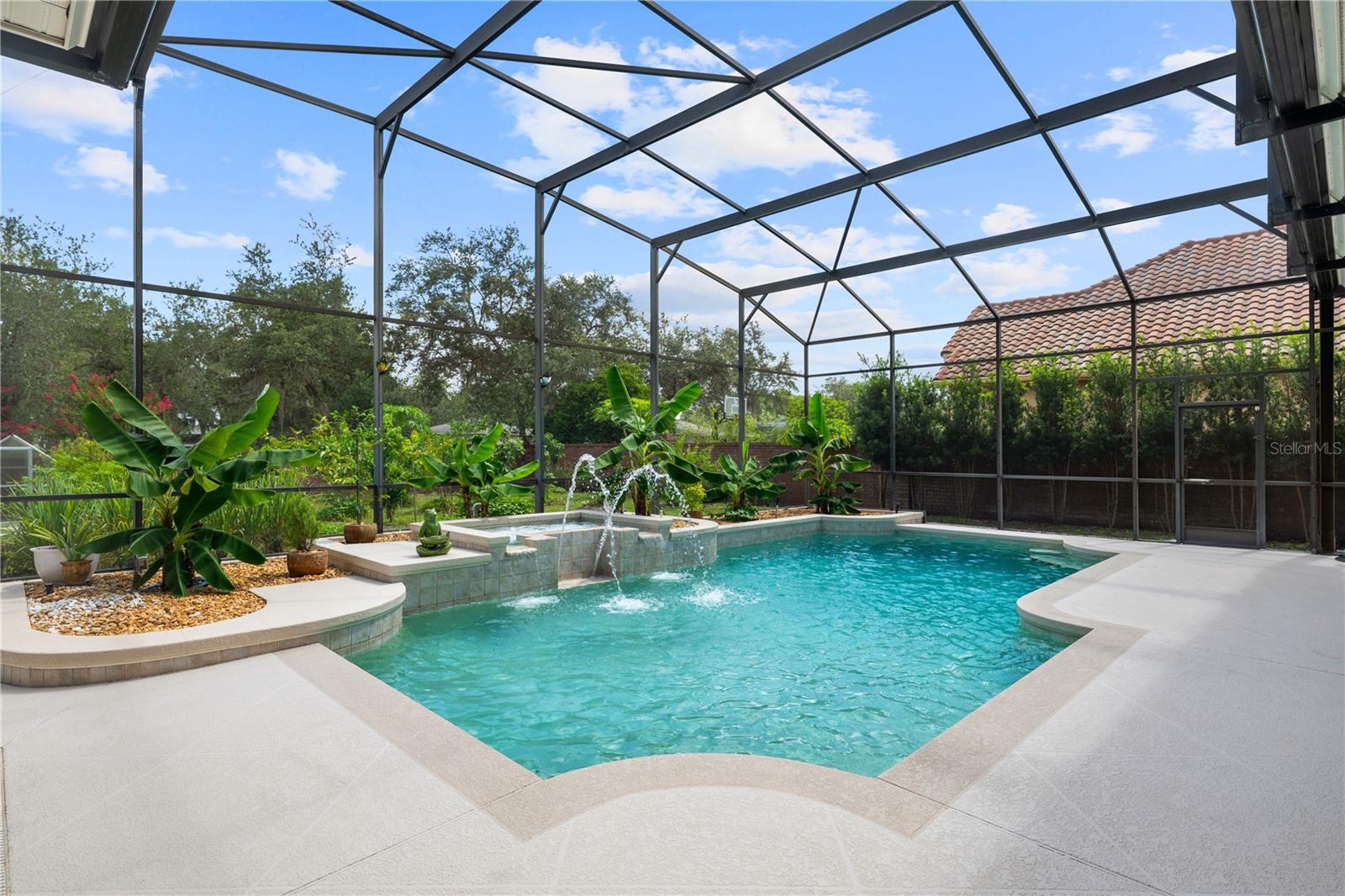 WATERS EDGE BOCA POINTE AT TURTLE CREEK - Residential