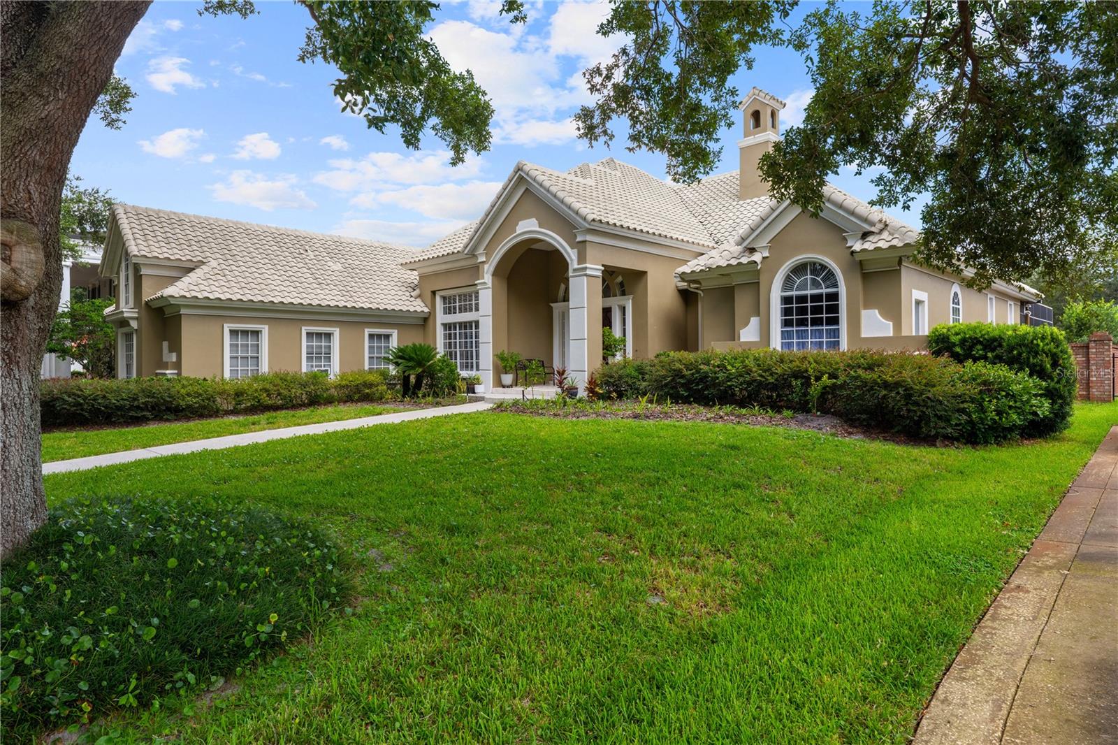 WATERS EDGE BOCA POINTE AT TURTLE CREEK - Residential