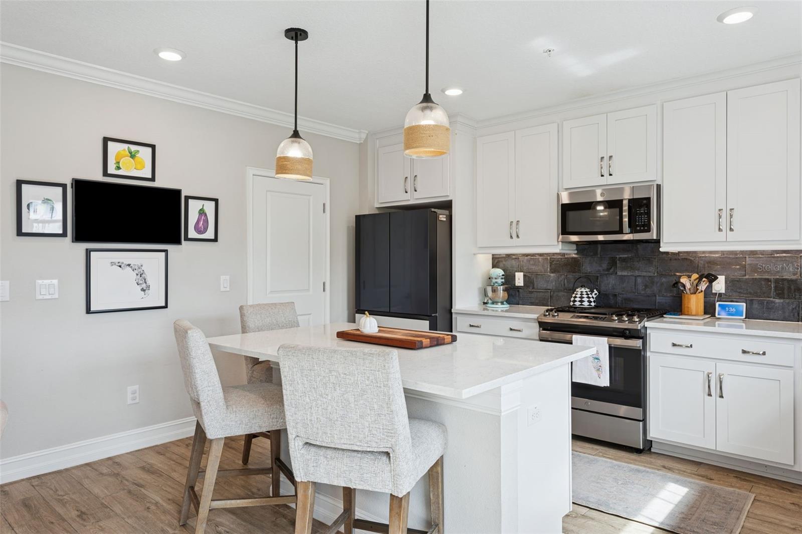 INLET SHORE TOWNHOMES - Residential