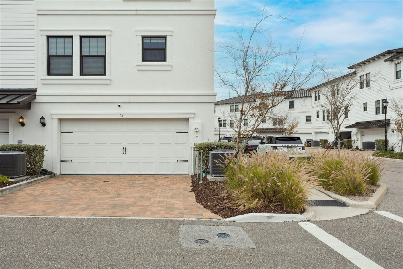 INLET SHORE TOWNHOMES - Residential