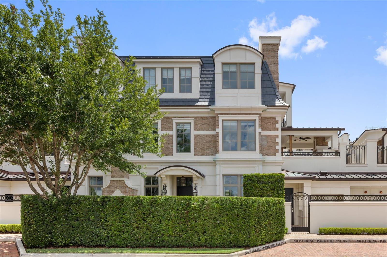 PARK HILL - Residential