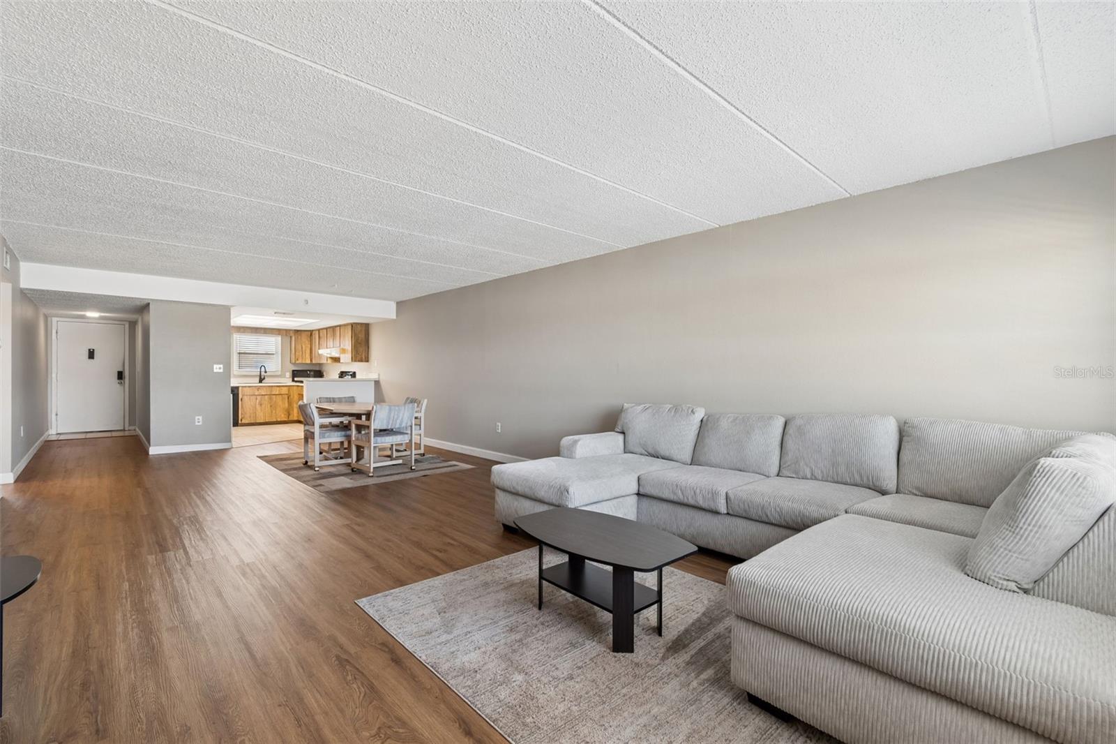 OAKHURST GARDEN APTS CONDO - Residential