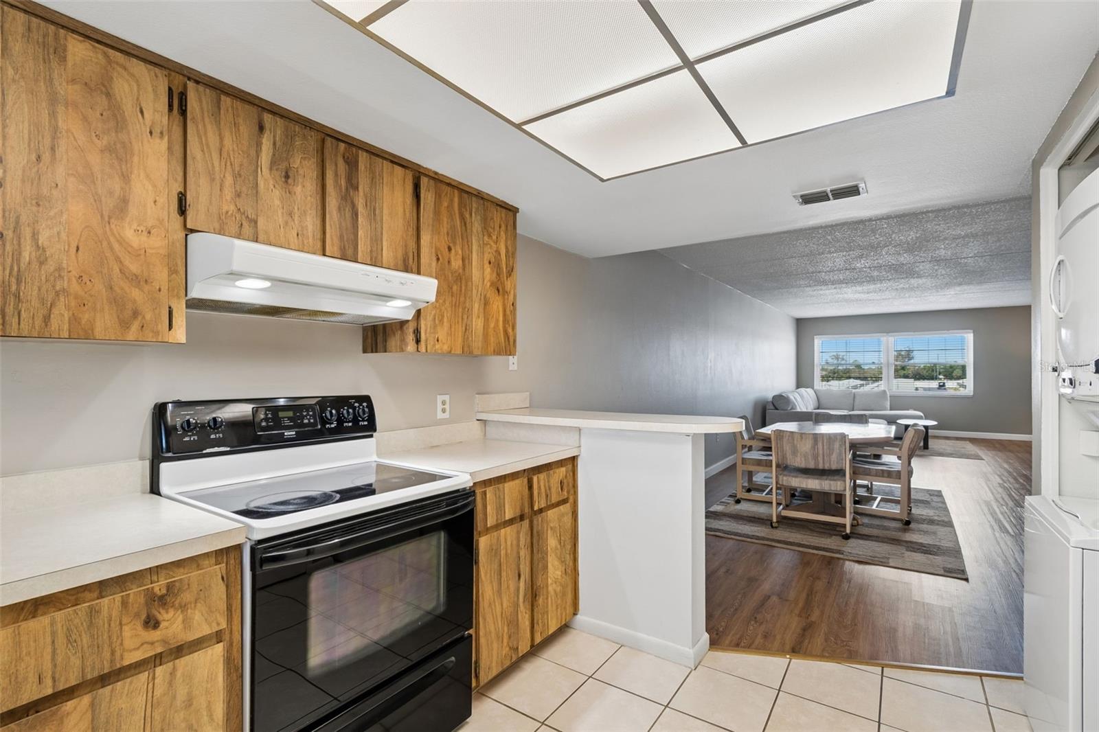 OAKHURST GARDEN APTS CONDO - Residential