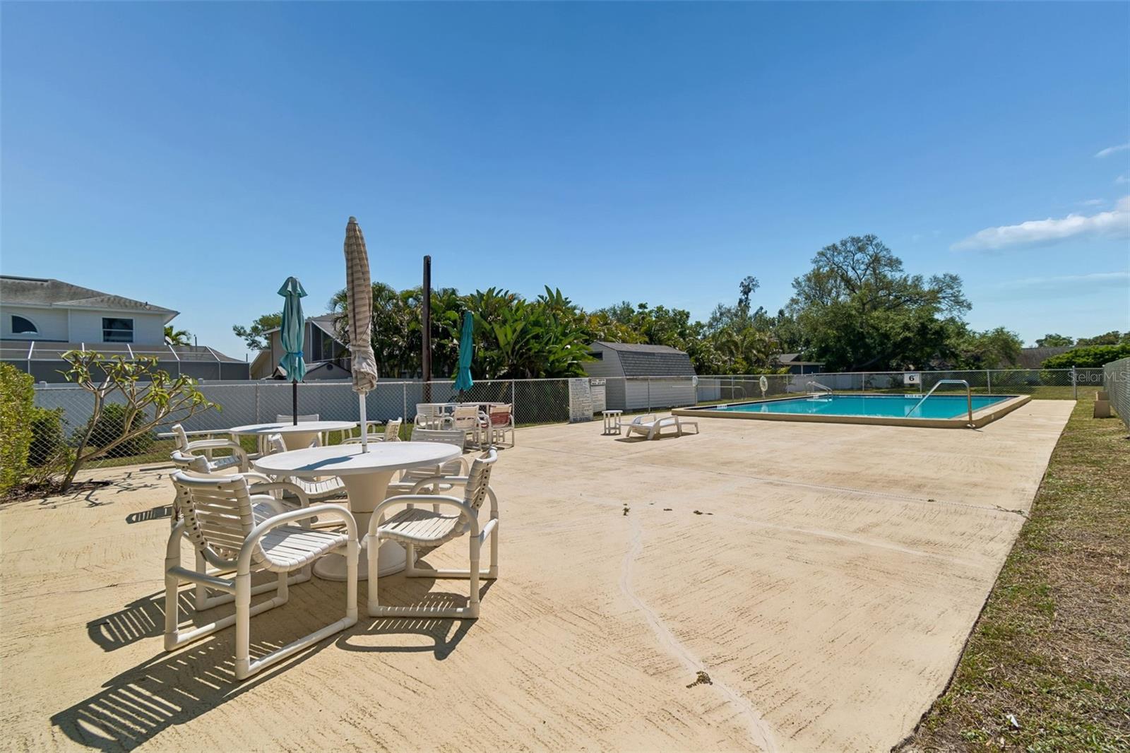 OAKHURST GARDEN APTS CONDO - Residential