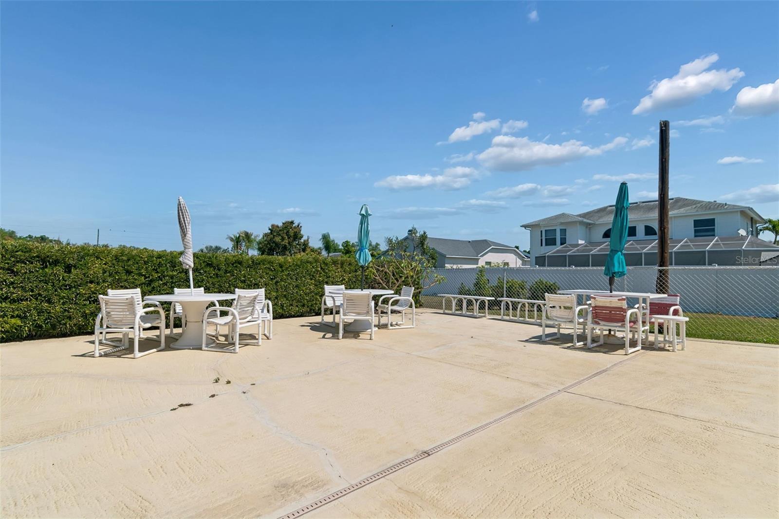 OAKHURST GARDEN APTS CONDO - Residential