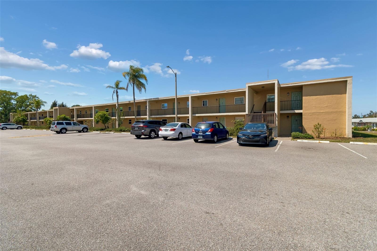 OAKHURST GARDEN APTS CONDO - Residential