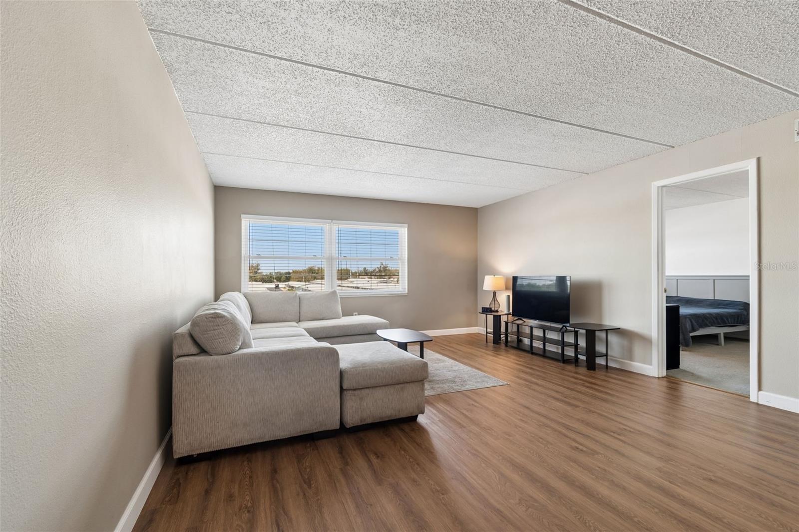 OAKHURST GARDEN APTS CONDO - Residential