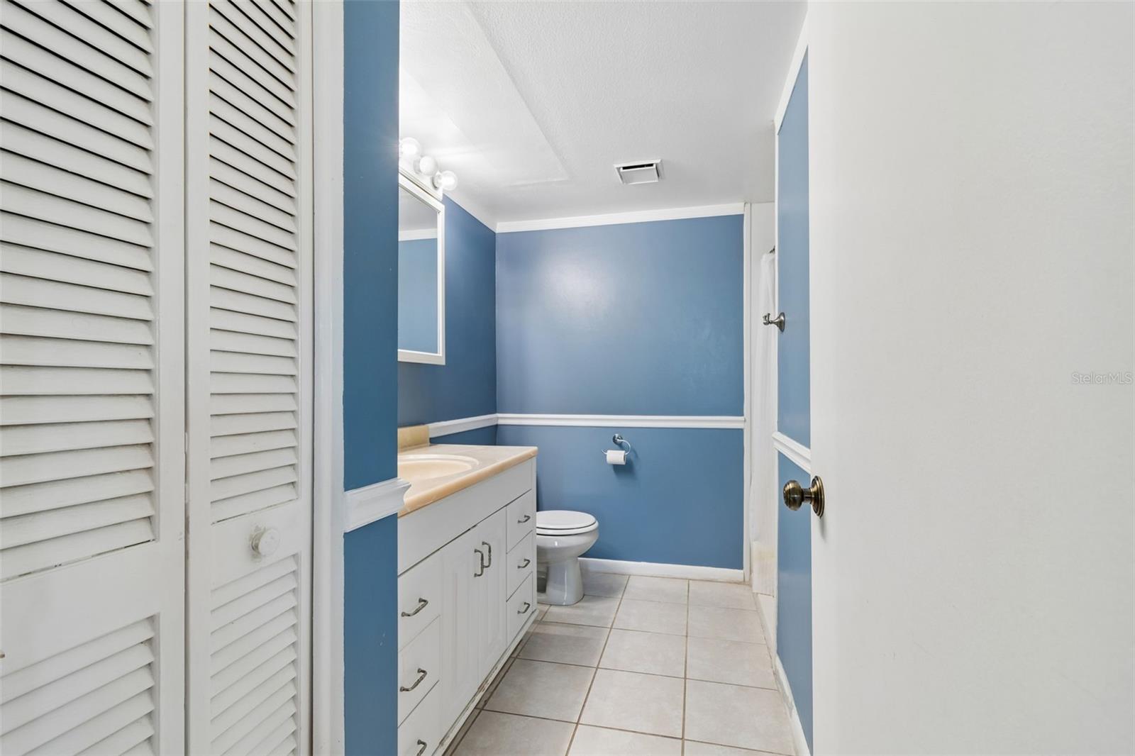 OAKHURST GARDEN APTS CONDO - Residential