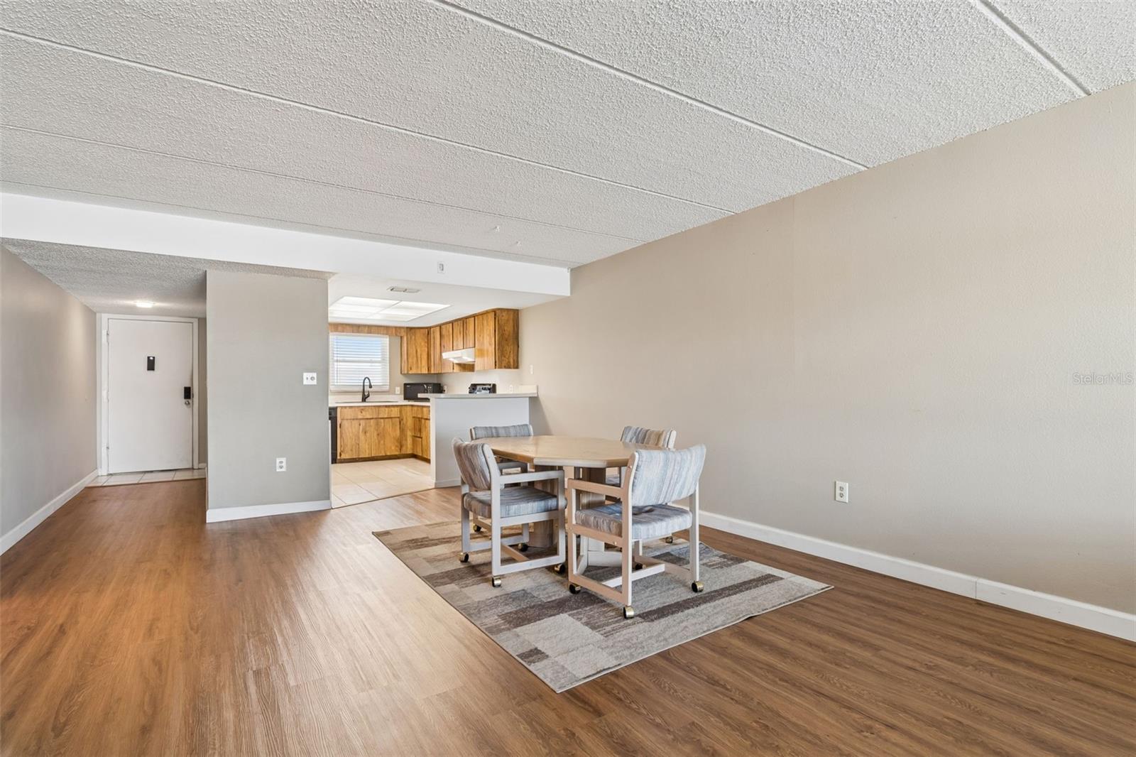 OAKHURST GARDEN APTS CONDO - Residential