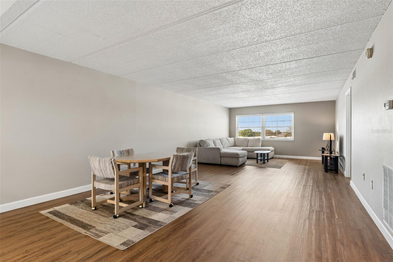 OAKHURST GARDEN APTS CONDO - Residential