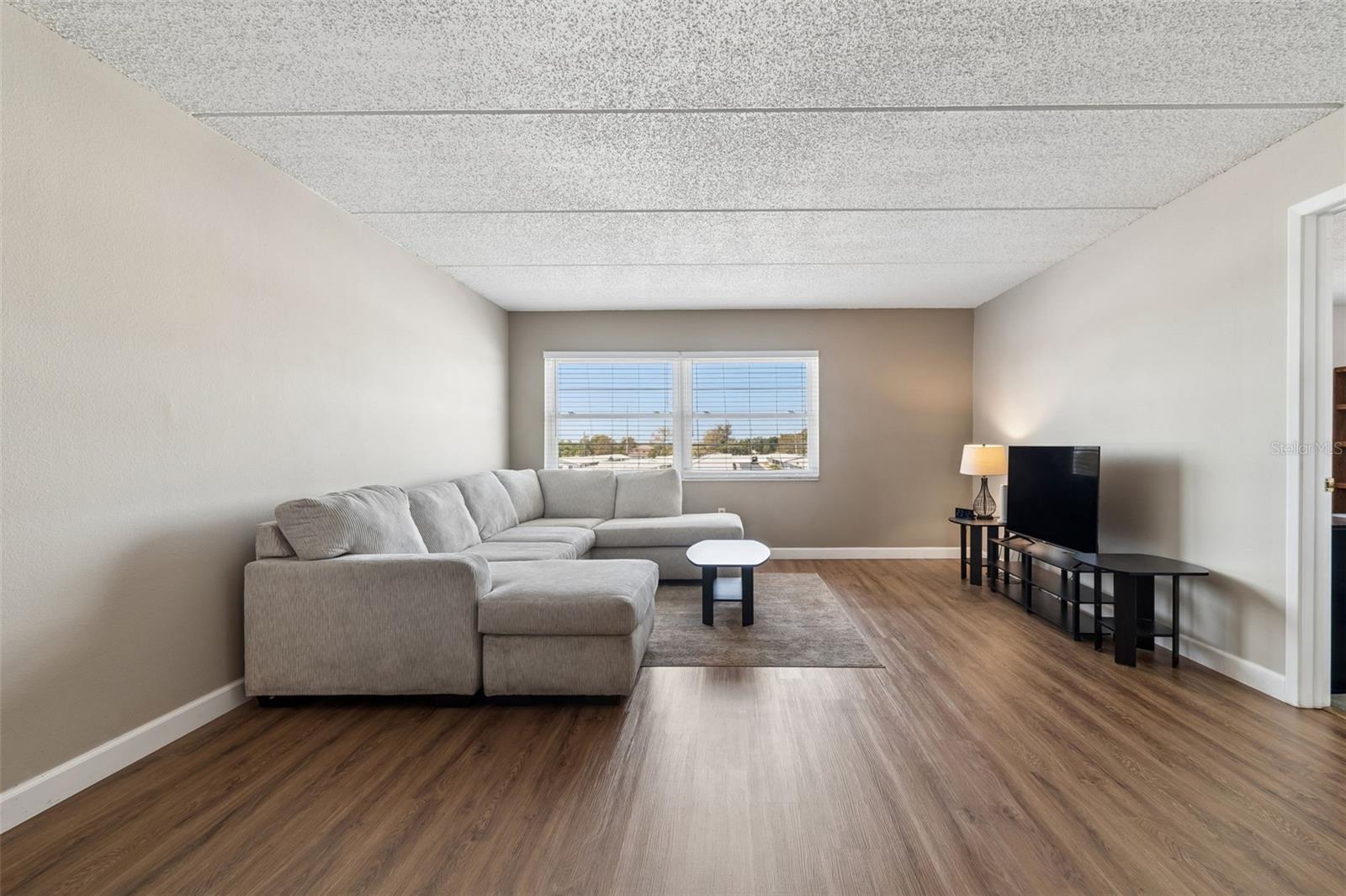 OAKHURST GARDEN APTS CONDO - Residential